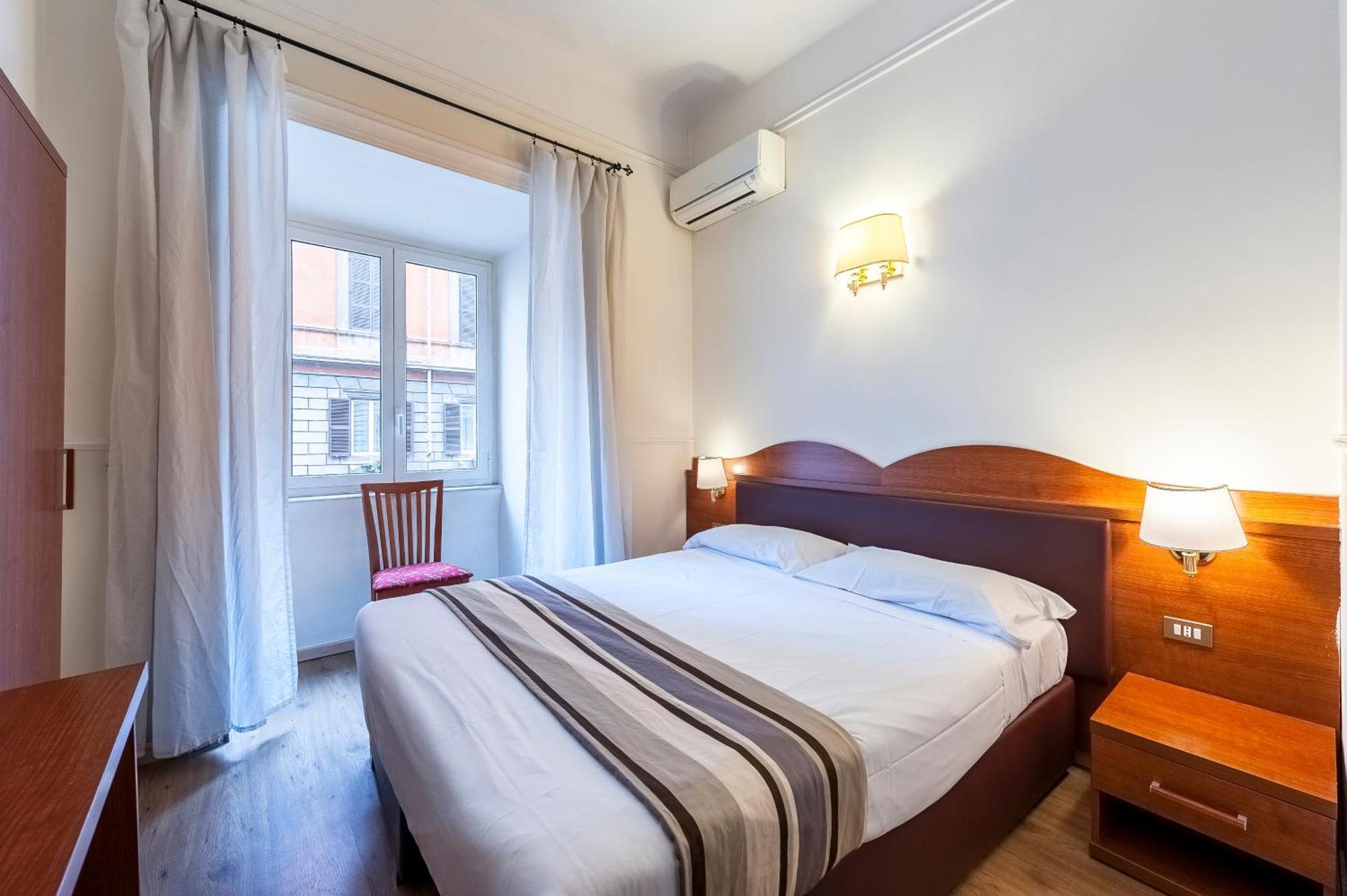 Hotel California Roma Esterno foto